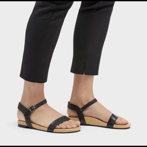Secra Willow High Arch Support Sandal Black 9.5